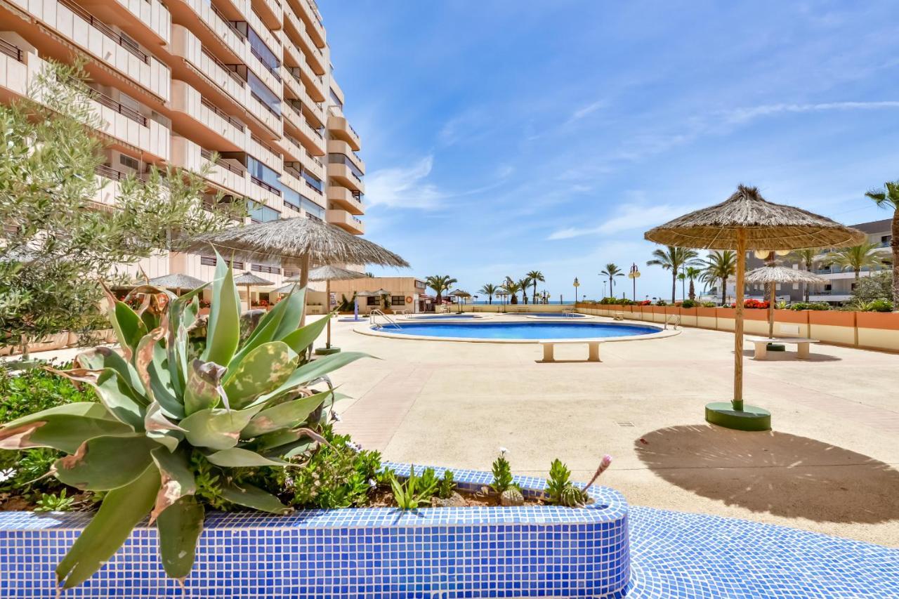 Apartamentos Zafiro Atico Calpe Kültér fotó